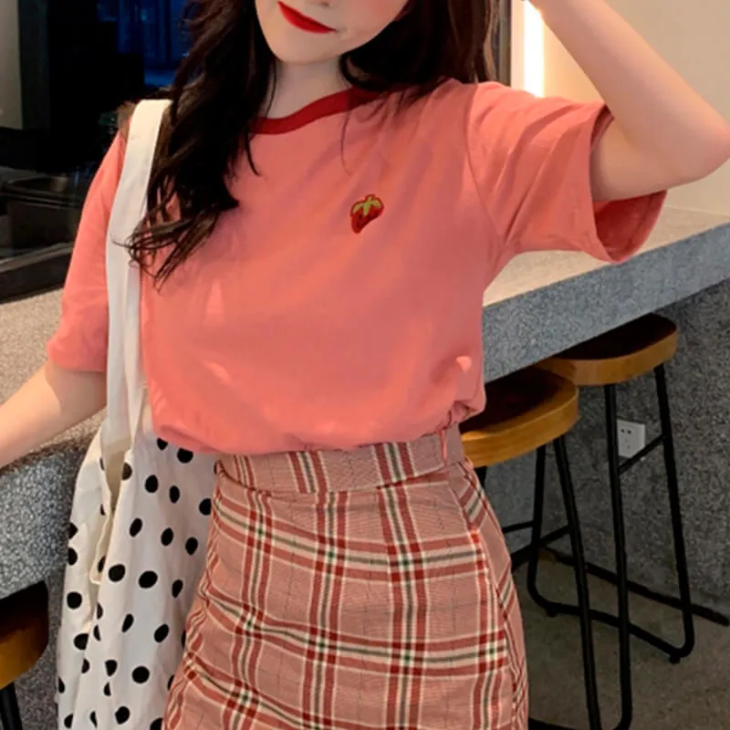 Cute Strawberry Embroidery T-Shirt