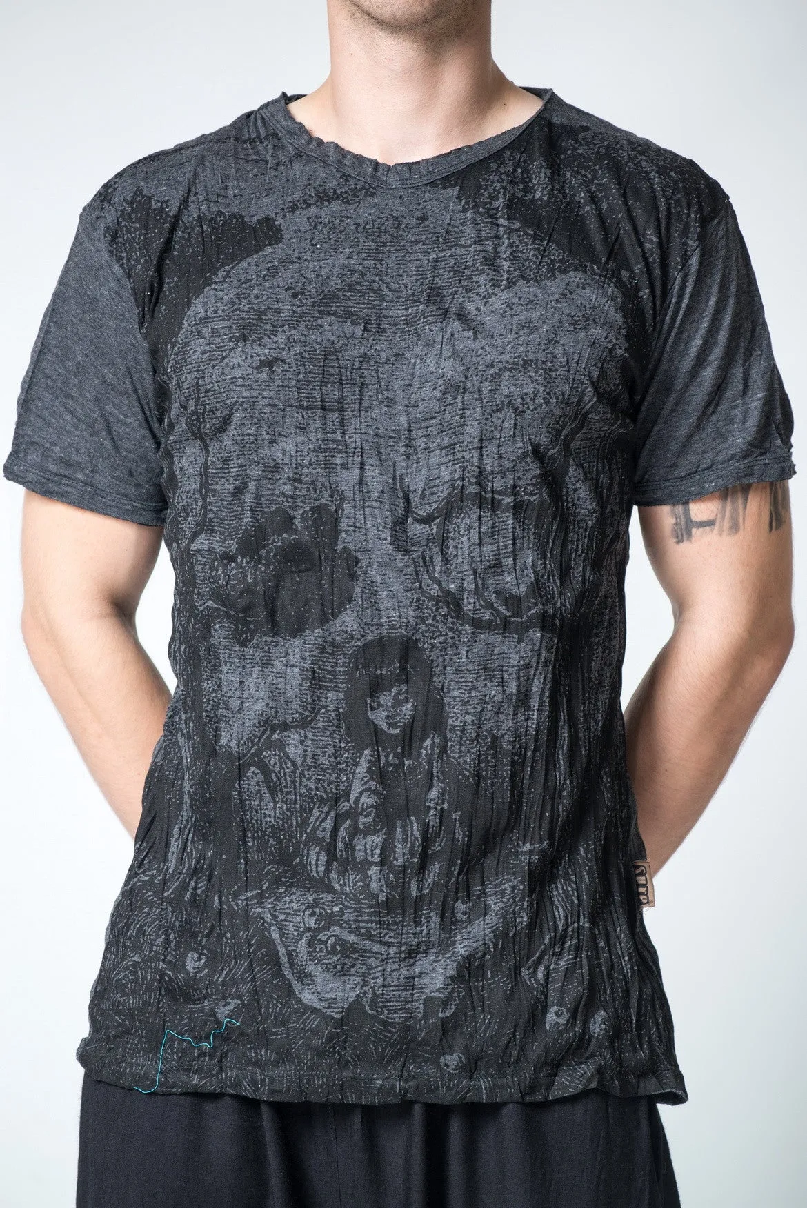 Mens Wonderland T-Shirt in Black